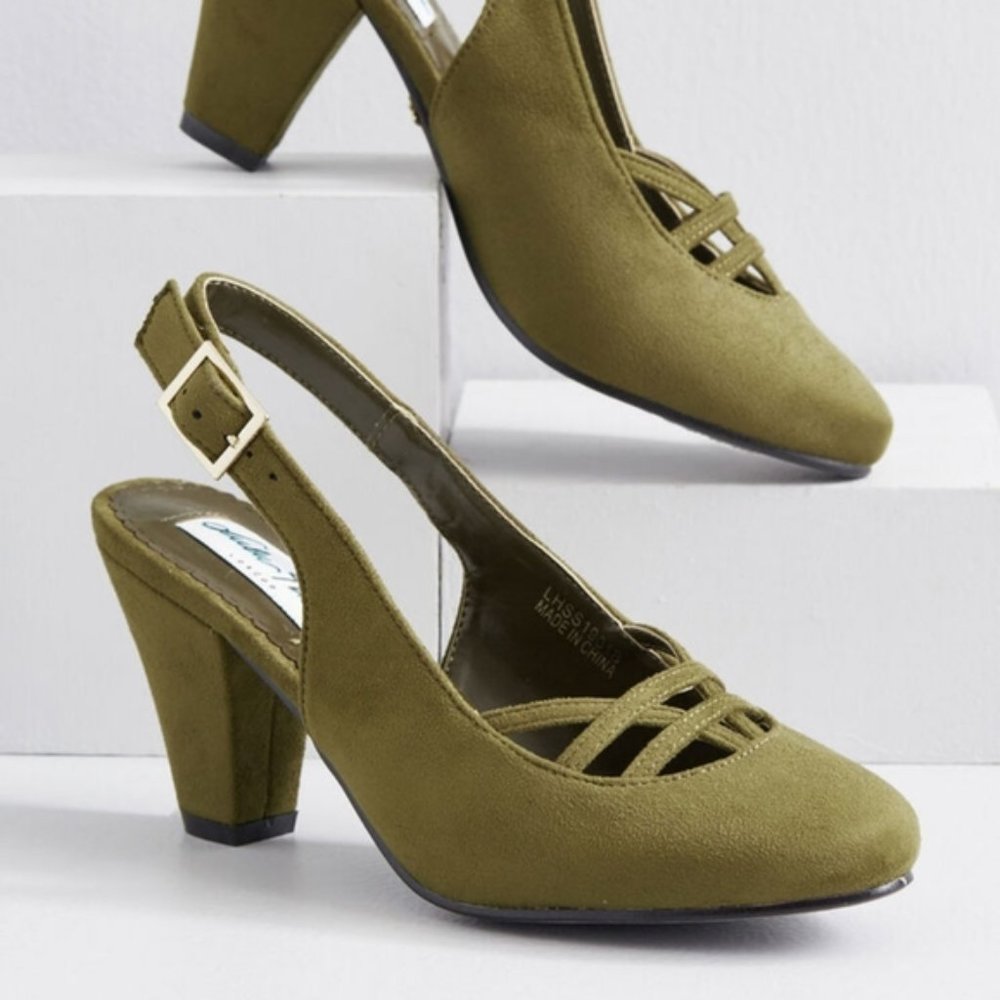 NIB  Modcloth Lulu Hun Deborah High Heel